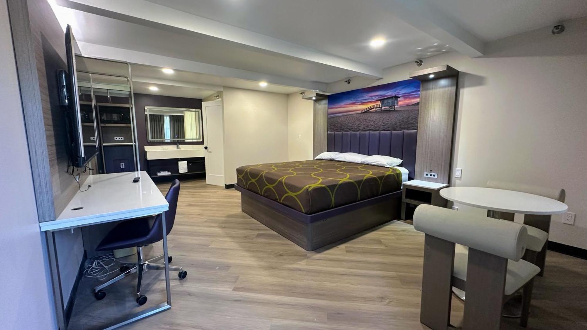 Costa Mesa Inn - Newport Beach Area Bagian luar foto